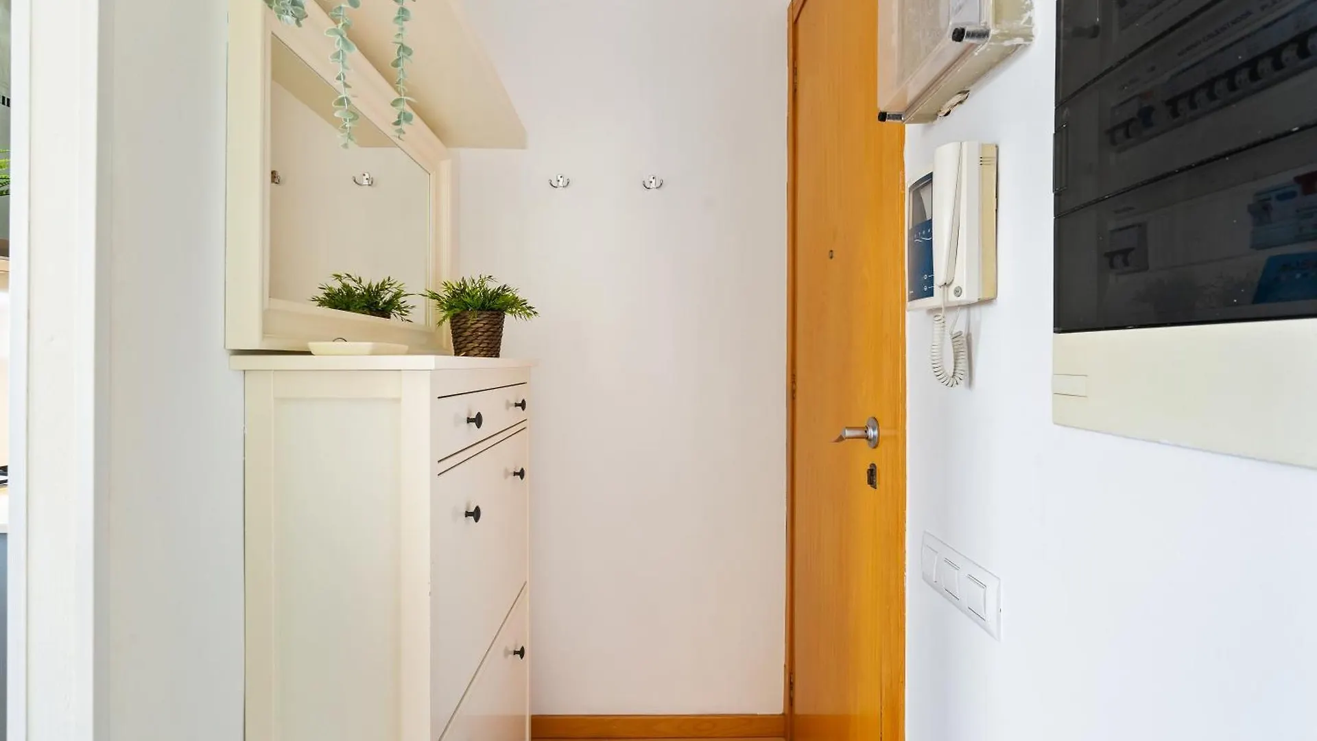 Apartamento Fridays Flats Bright & Breezy Barcelona